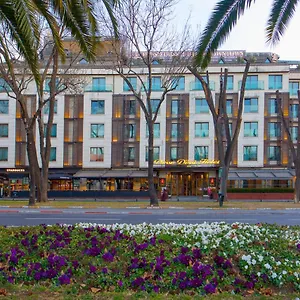 Dosso Dossi & Downtown 5*, Istambul Turquia