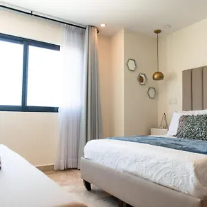 https://garza-lujoso-departamento-a-pasos-del-malecon.mazatlan-hotels.com