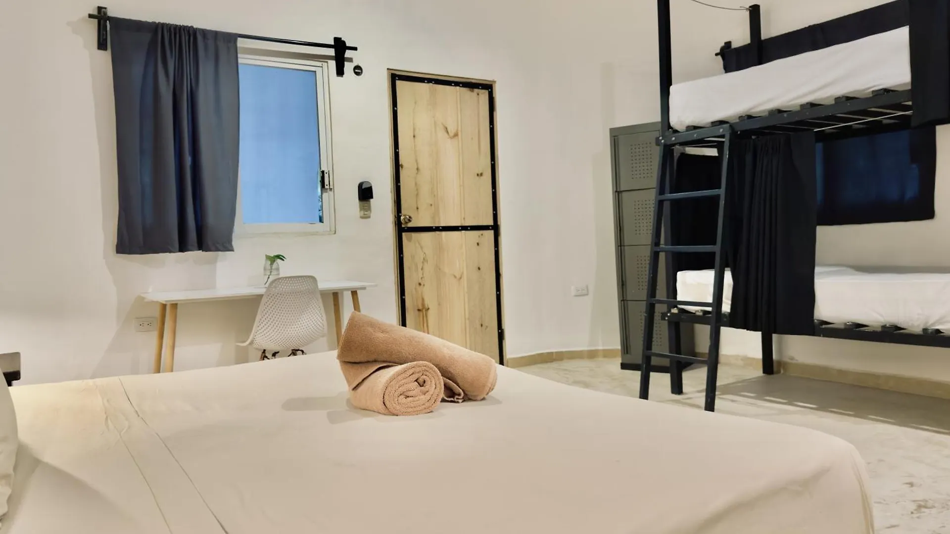 Hostel Oryx Tulum